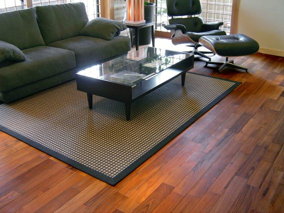 チークフローリング