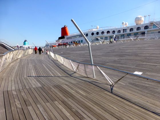 横浜客船ターミナル