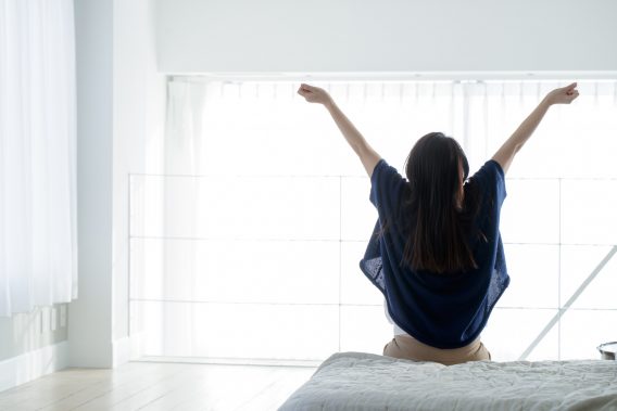 起床・女性